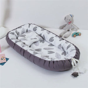 Folding Baby Portable Nest - Ash Leaves BW / 50X80